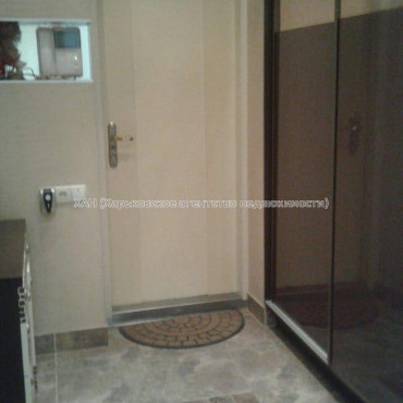 Продам квартиру, 3 кім., 65 м², евроремонт 