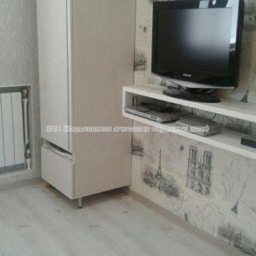 Продам квартиру, 3 кім., 65 м², евроремонт 