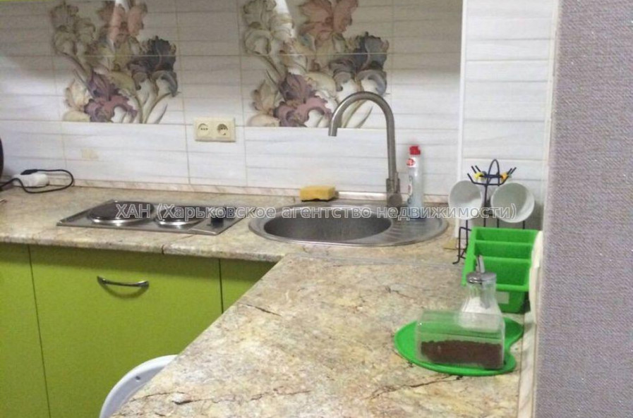 Продам квартиру, Большая Панасовская ул. , 1  ком., 23 м², капитальный ремонт 