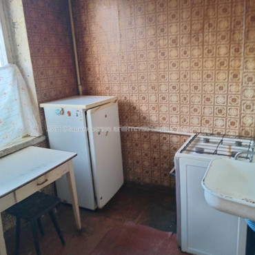 Продам квартиру, Непокоренных ул. , 1 кім., 34 м², советский ремонт 