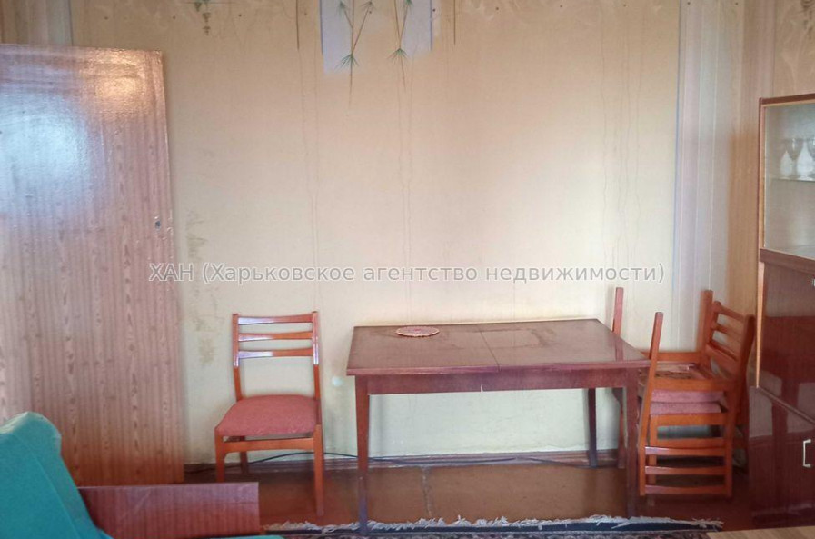 Продам квартиру, Непокоренных ул. , 1 кім., 34 м², советский ремонт 