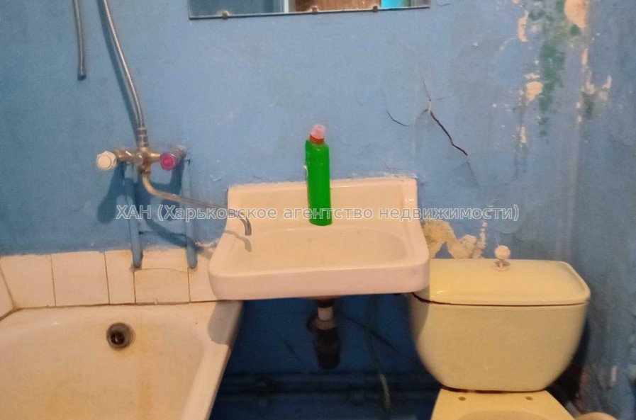 Продам квартиру, Непокоренных ул. , 1 кім., 34 м², советский ремонт 