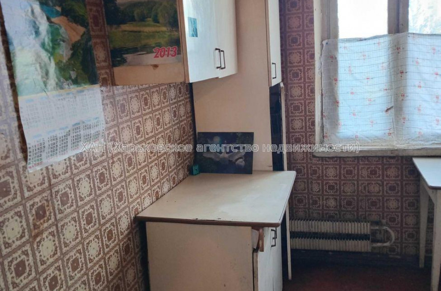 Продам квартиру, Непокоренных ул. , 1 кім., 34 м², советский ремонт 