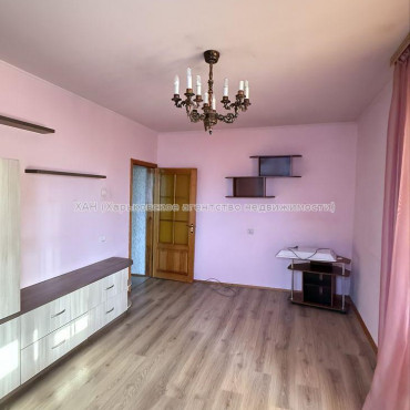 Продам квартиру, Бригады Хартия ул. , 2 кім., 52 м², евроремонт 