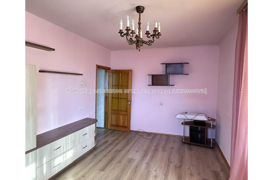 Продам квартиру, Бригады Хартия ул. , 2 кім., 52 м², евроремонт 