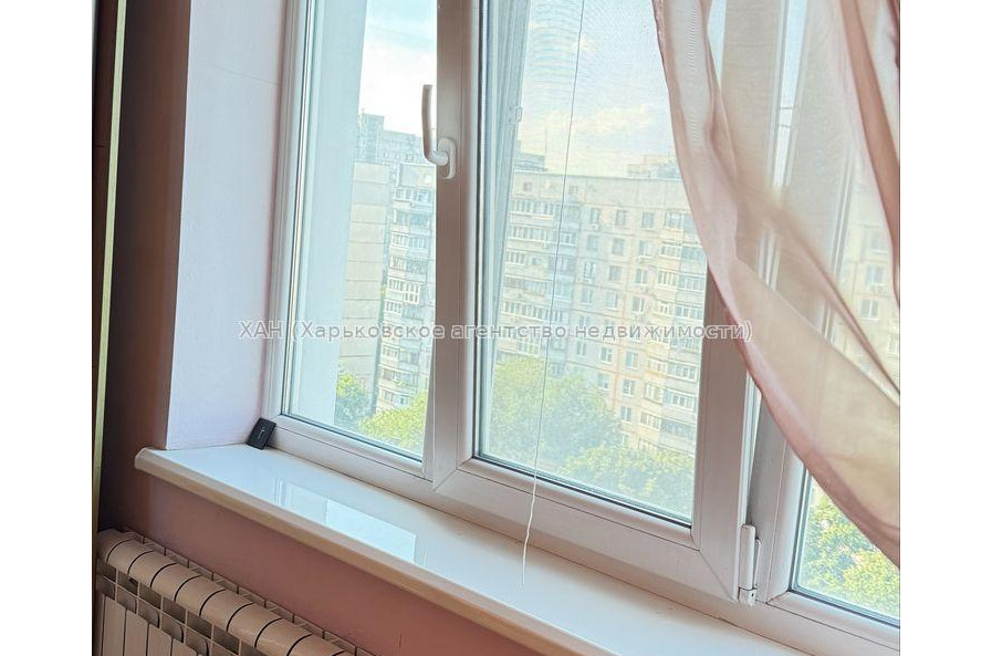 Продам квартиру, Бригады Хартия ул. , 2 кім., 52 м², евроремонт 