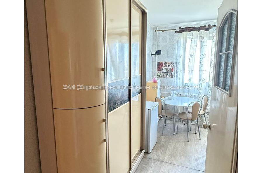 Продам квартиру, Бригады Хартия ул. , 2 кім., 52 м², евроремонт 