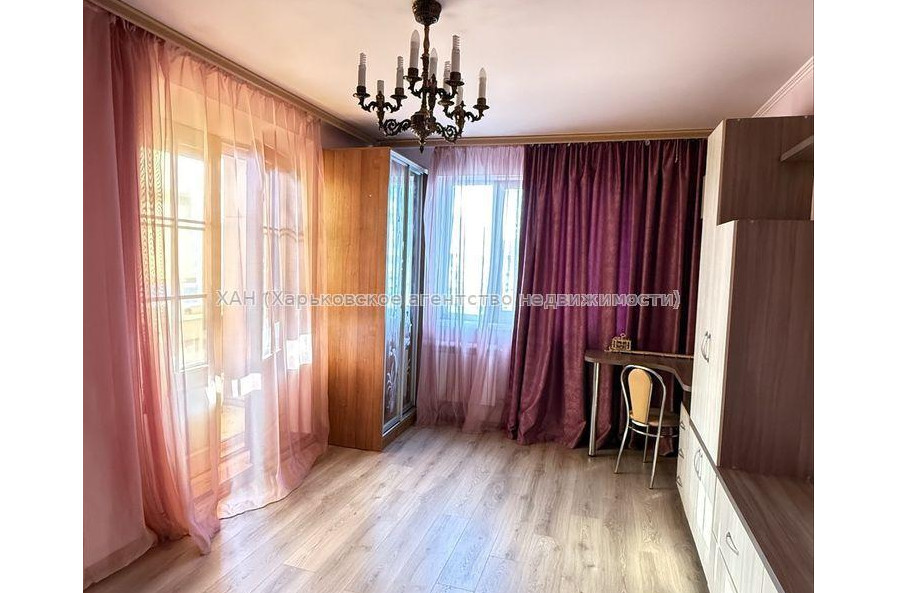 Продам квартиру, Бригады Хартия ул. , 2 кім., 52 м², евроремонт 