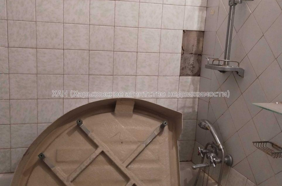 Продам квартиру, Непокоренных ул. , 1  ком., 40 м², косметический ремонт 
