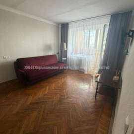 Продам квартиру, 23 Августа ул. , 1 кім., 38 м², косметический ремонт