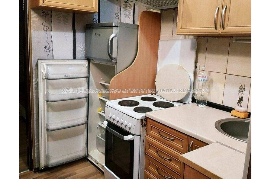 Продам квартиру, Владислава Зубенко ул. , 1  ком., 21 м², капитальный ремонт 