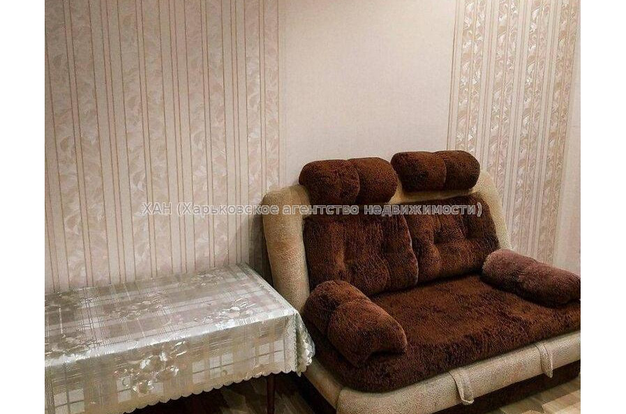 Продам квартиру, Владислава Зубенко ул. , 1  ком., 21 м², капитальный ремонт 