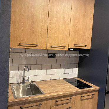 Продам квартиру, Шевченковский пер. , 1 кім., 20 м², евроремонт 