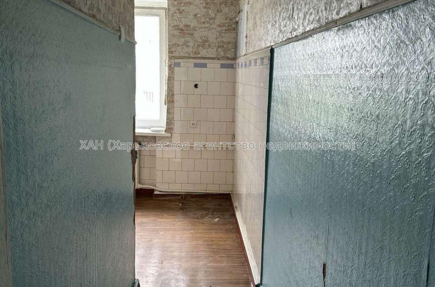 Продам квартиру, Полтавский Шлях ул. , 3  ком., 57 м², советский ремонт 