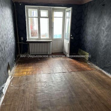 Продам квартиру, Полтавский Шлях ул. , 3  ком., 57 м², советский ремонт 