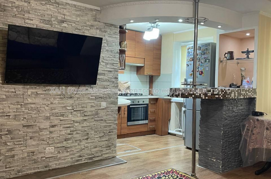Продам квартиру, Юрия Кондратюка въезд , 3 кім., 55 м², капитальный ремонт 