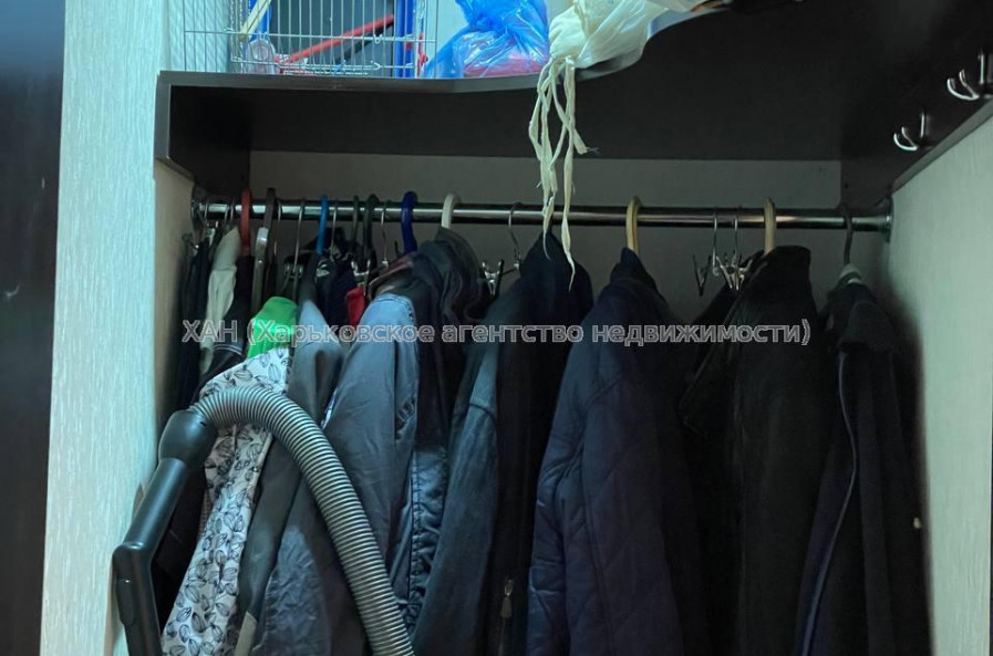 Продам квартиру, Юрия Кондратюка въезд , 3 кім., 55 м², капитальный ремонт 
