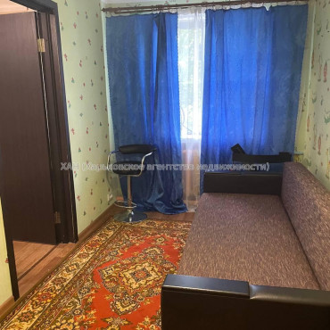 Продам квартиру, Юрия Кондратюка въезд , 3 кім., 55 м², капитальный ремонт 