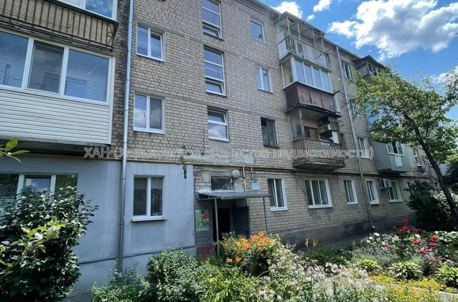 Продам квартиру, Юрия Кондратюка въезд , 3 кім., 55 м², капитальный ремонт 