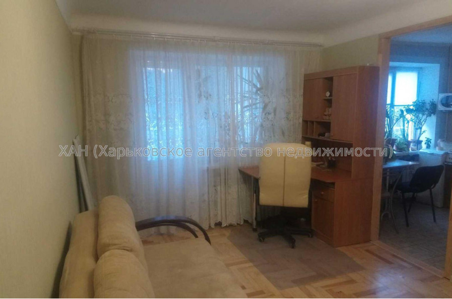 Продам квартиру, Ощепкова Андрея ул. , 2 кім., 42.30 м², капитальный ремонт 