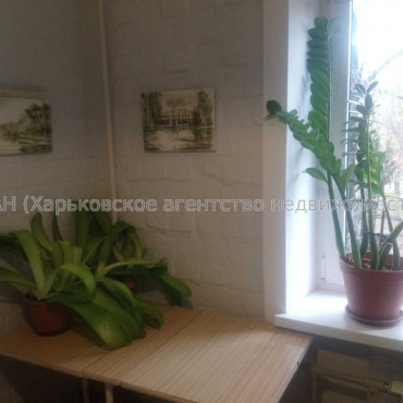 Продам квартиру, Ощепкова Андрея ул. , 2 кім., 42.30 м², капитальный ремонт 