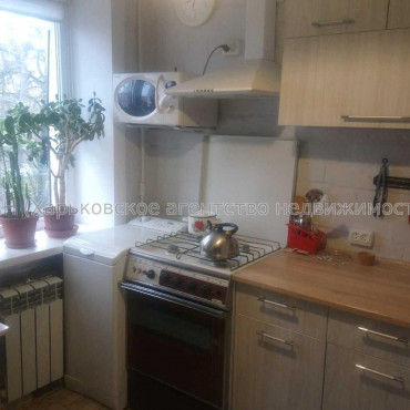Продам квартиру, Ощепкова Андрея ул. , 2 кім., 42.30 м², капитальный ремонт 