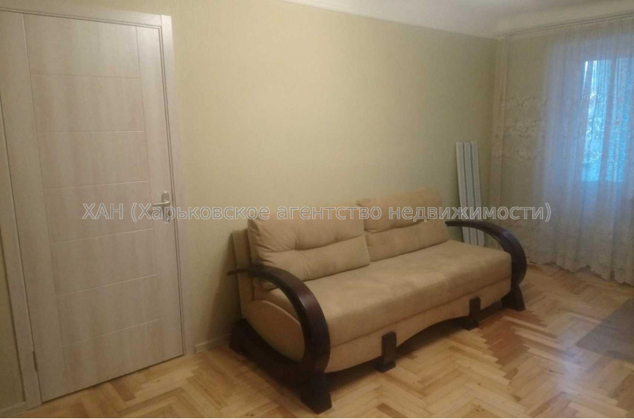 Продам квартиру, Ощепкова Андрея ул. , 2 кім., 42.30 м², капитальный ремонт 