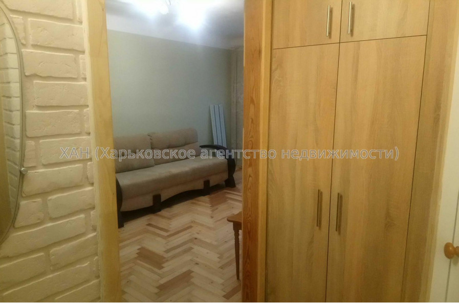 Продам квартиру, Ощепкова Андрея ул. , 2 кім., 42.30 м², капитальный ремонт 