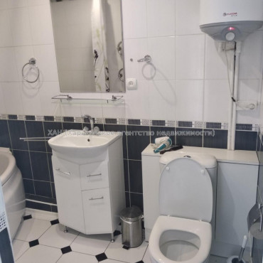 Сдам квартиру, Героев Харькова просп. , 1  ком., 40 м², капитальный ремонт 