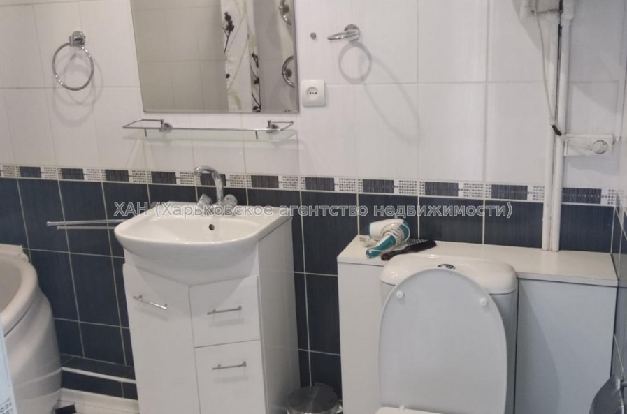 Сдам квартиру, Героев Харькова просп. , 1  ком., 40 м², капитальный ремонт 