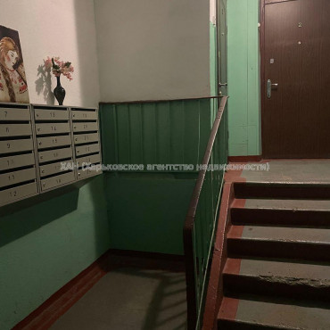 Продам квартиру, Непокоренных ул. , 2  ком., 52 м², косметический ремонт 