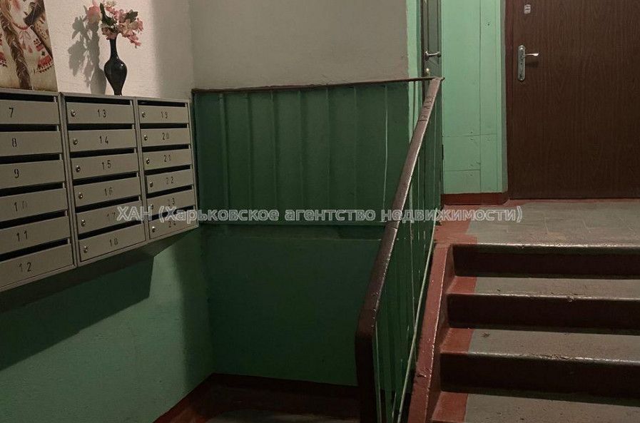 Продам квартиру, Непокоренных ул. , 2  ком., 52 м², косметический ремонт 