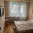 Продам квартиру, Непокоренных ул. , 2  ком., 52 м², косметический ремонт 