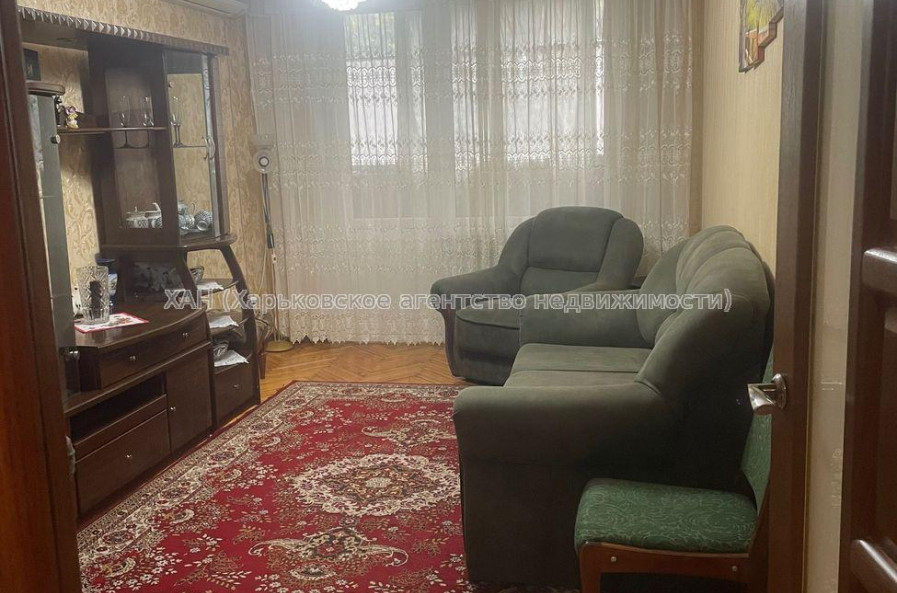 Продам квартиру, Непокоренных ул. , 2  ком., 52 м², косметический ремонт 