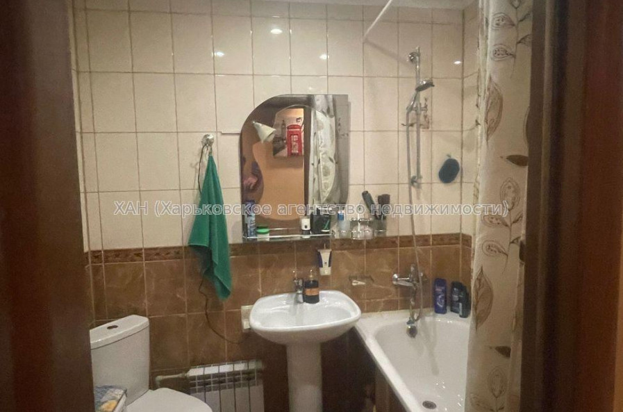 Продам квартиру, Непокоренных ул. , 2  ком., 52 м², косметический ремонт 