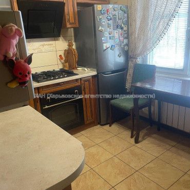 Продам квартиру, Непокоренных ул. , 2  ком., 52 м², косметический ремонт 