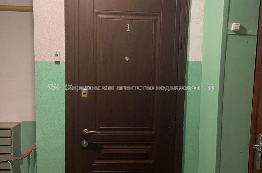 Продам квартиру, Непокоренных ул. , 2  ком., 52 м², косметический ремонт 
