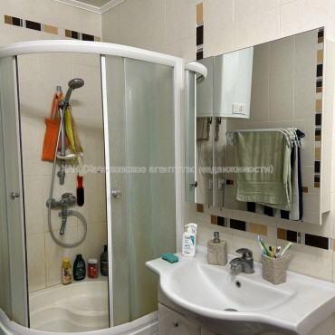 Продам квартиру, 3  ком., 74.70 м², евроремонт 