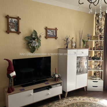 Продам квартиру, 3  ком., 74.70 м², евроремонт 