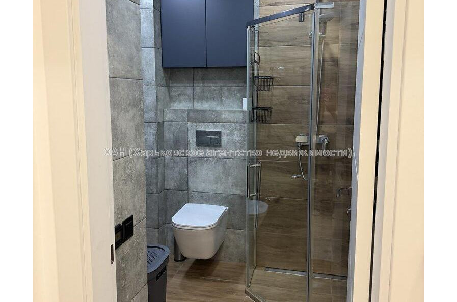 Продам квартиру, Льва Ландау просп. , 3 кім., 97 м², евроремонт 