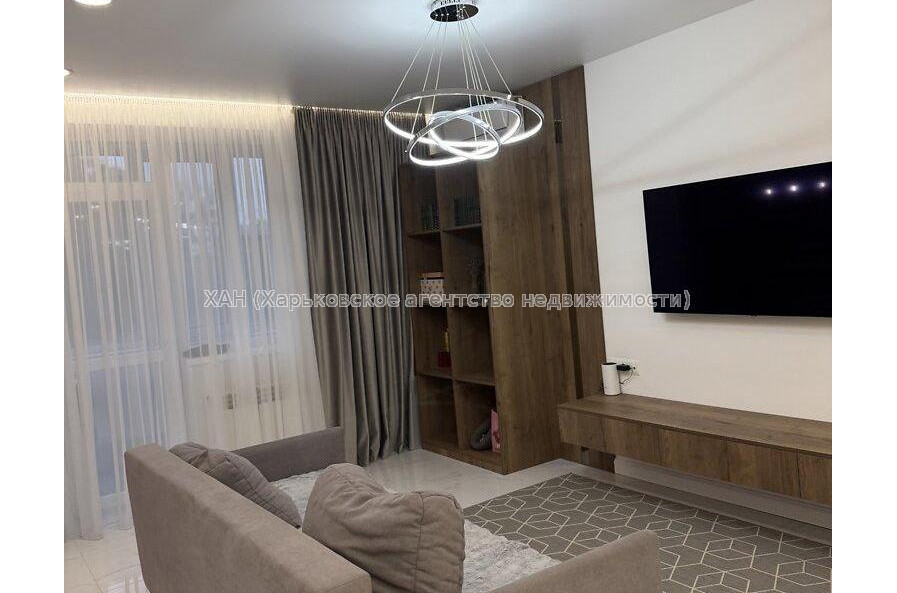 Продам квартиру, Льва Ландау просп. , 3 кім., 97 м², евроремонт 