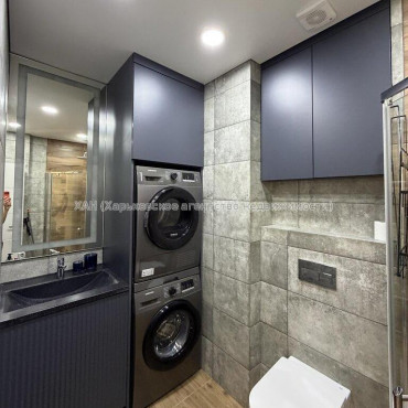 Продам квартиру, Льва Ландау просп. , 3 кім., 97 м², евроремонт 