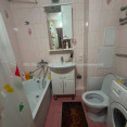 Продам квартиру, Старошишковская ул. , 3  ком., 64.70 м², капитальный ремонт 