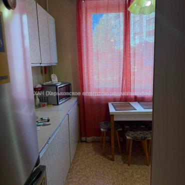 Продам квартиру, Старошишковская ул. , 3  ком., 64.70 м², капитальный ремонт 