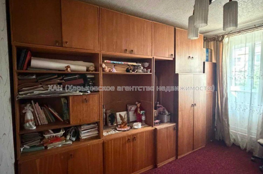 Продам квартиру, Старошишковская ул. , 3  ком., 64.70 м², капитальный ремонт 