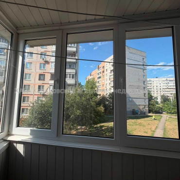 Продам квартиру, Старошишковская ул. , 3  ком., 64.70 м², капитальный ремонт 