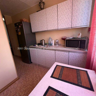Продам квартиру, Старошишковская ул. , 3  ком., 64.70 м², капитальный ремонт 