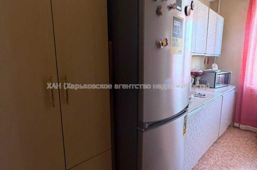 Продам квартиру, Старошишковская ул. , 3  ком., 64.70 м², капитальный ремонт 