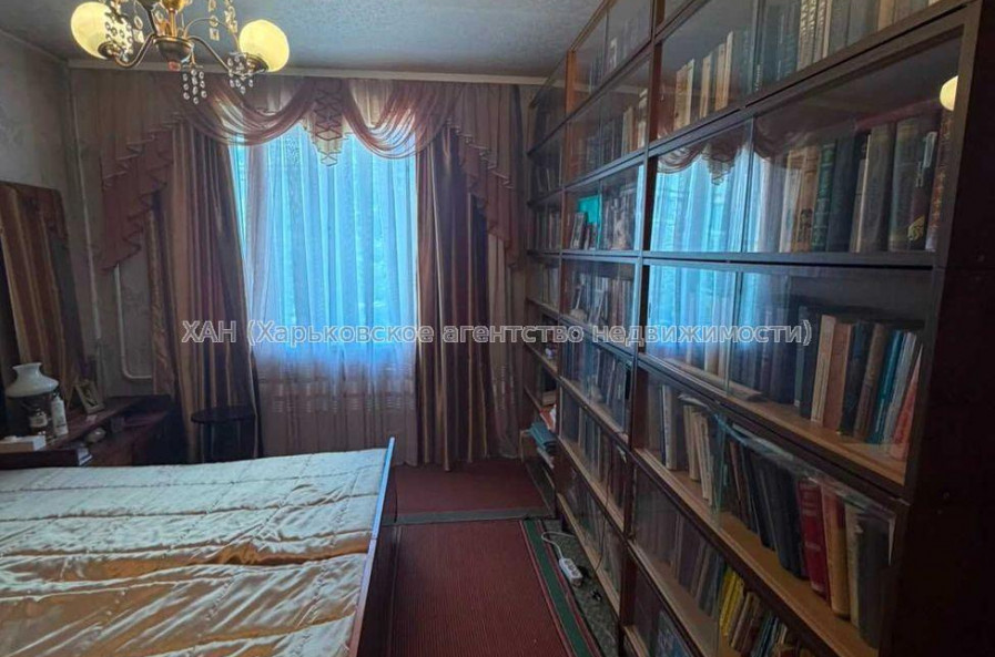 Продам квартиру, Старошишковская ул. , 3  ком., 64.70 м², капитальный ремонт 