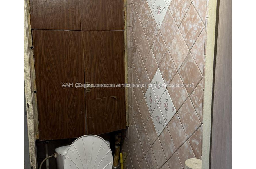 Продам квартиру, Валентиновская ул. , 3  ком., 65 м², косметический ремонт 